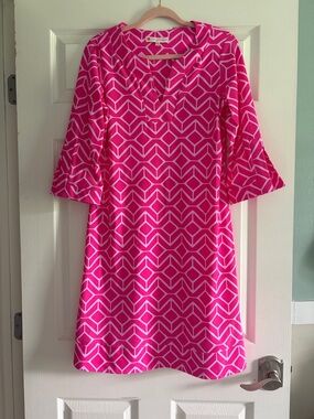 Jude Connally Bright Pink Geometric Shift Dress
